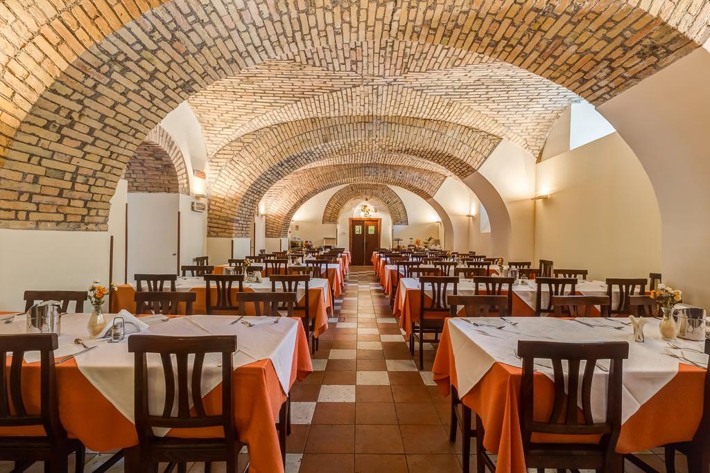 Domus Carmelitana Hotell Roma Eksteriør bilde