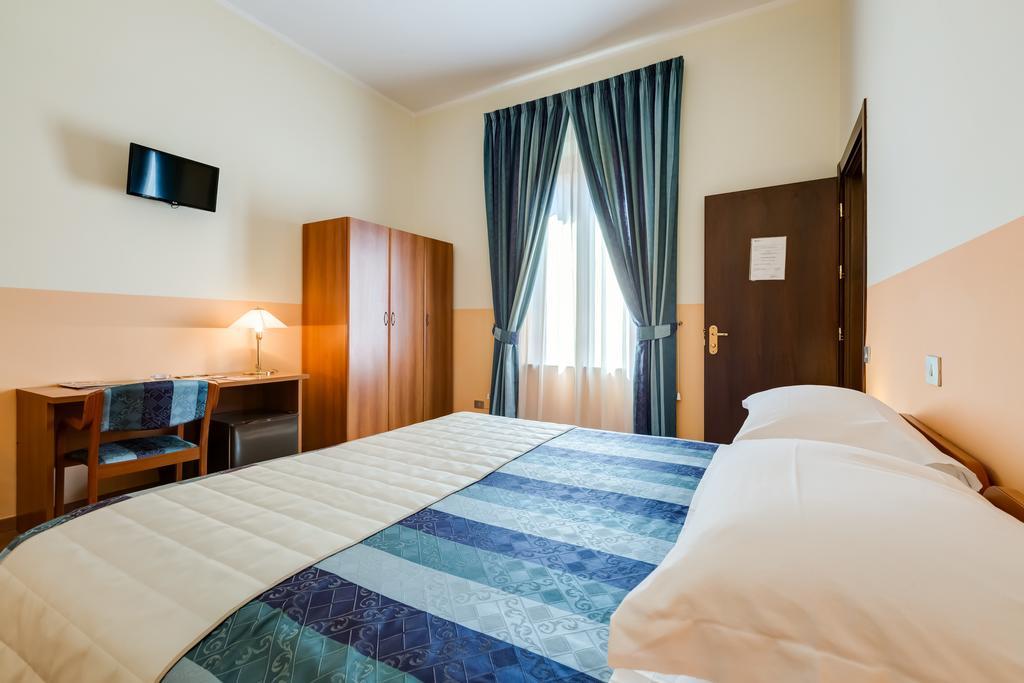 Domus Carmelitana Hotell Roma Eksteriør bilde