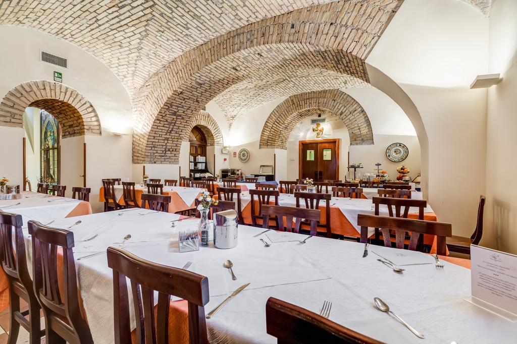Domus Carmelitana Hotell Roma Eksteriør bilde