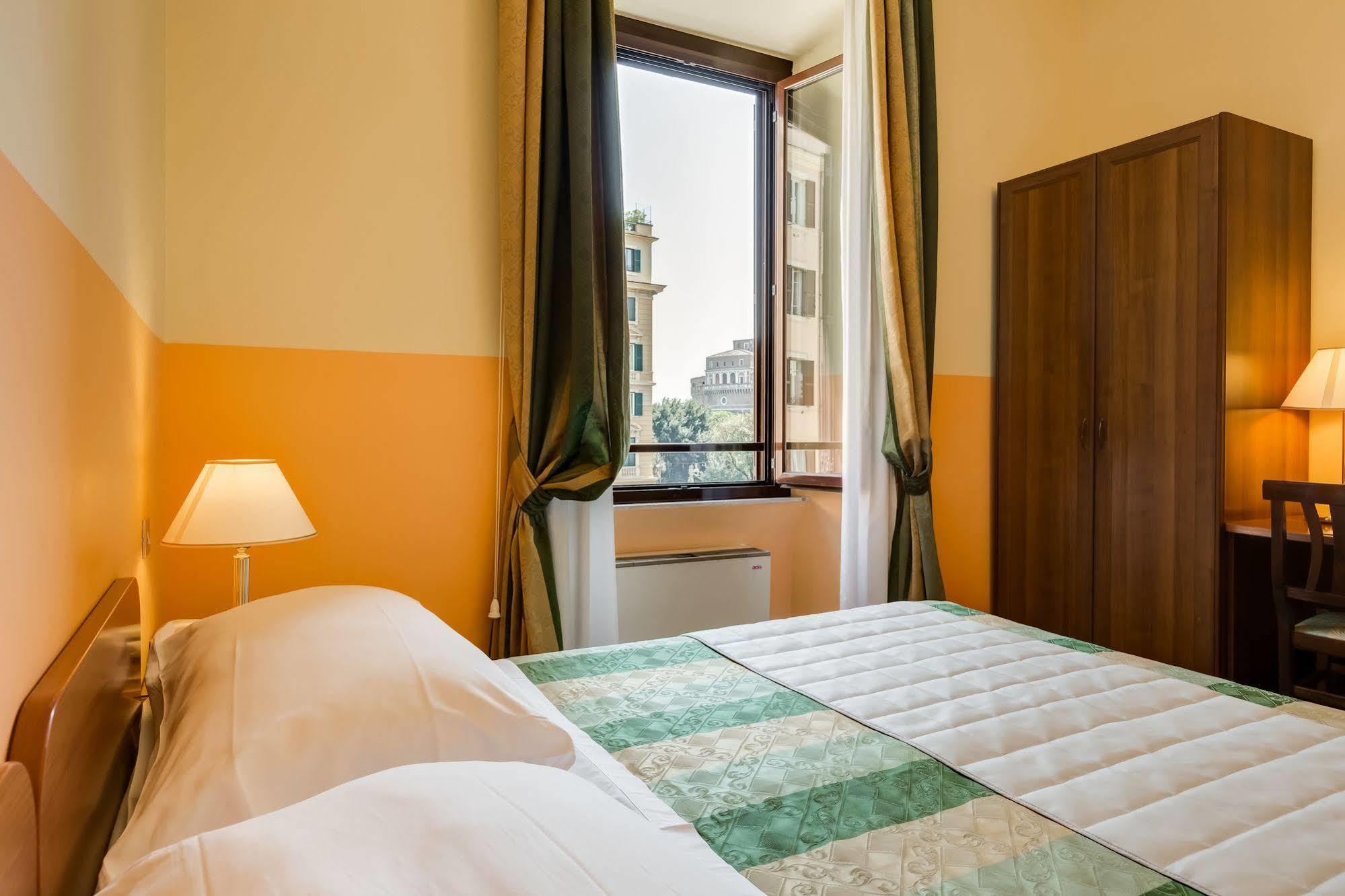 Domus Carmelitana Hotell Roma Eksteriør bilde
