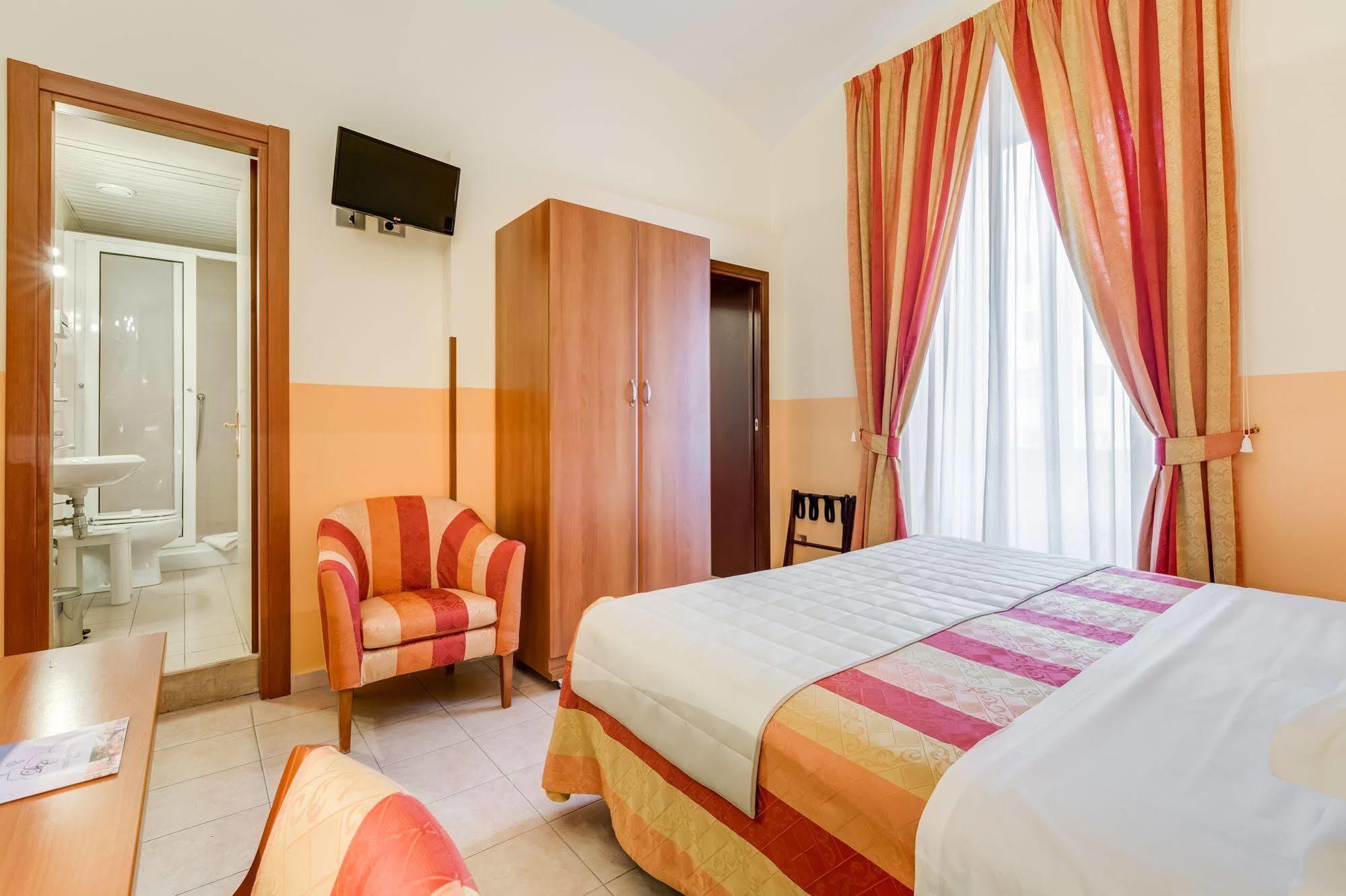 Domus Carmelitana Hotell Roma Eksteriør bilde