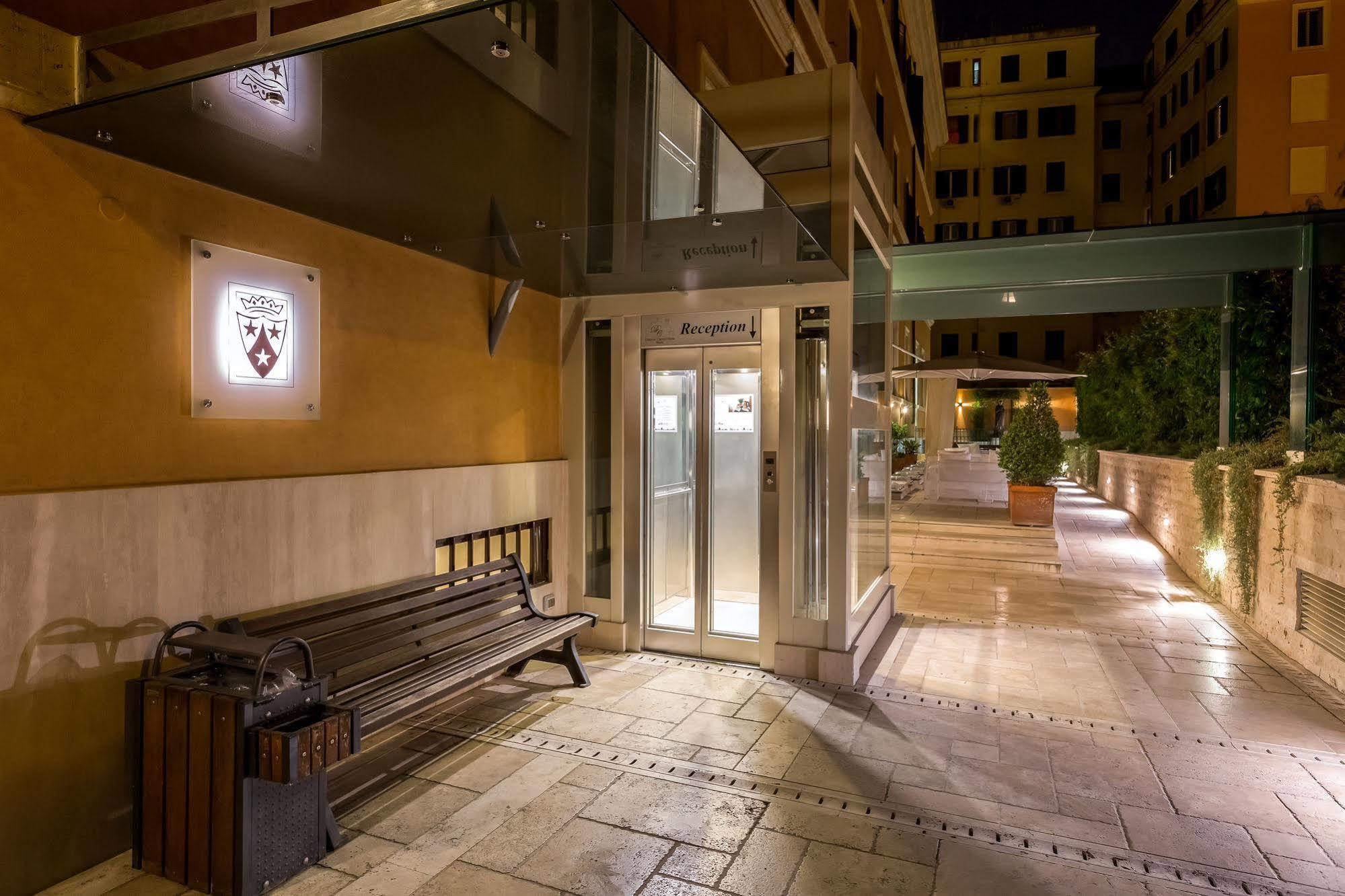 Domus Carmelitana Hotell Roma Eksteriør bilde